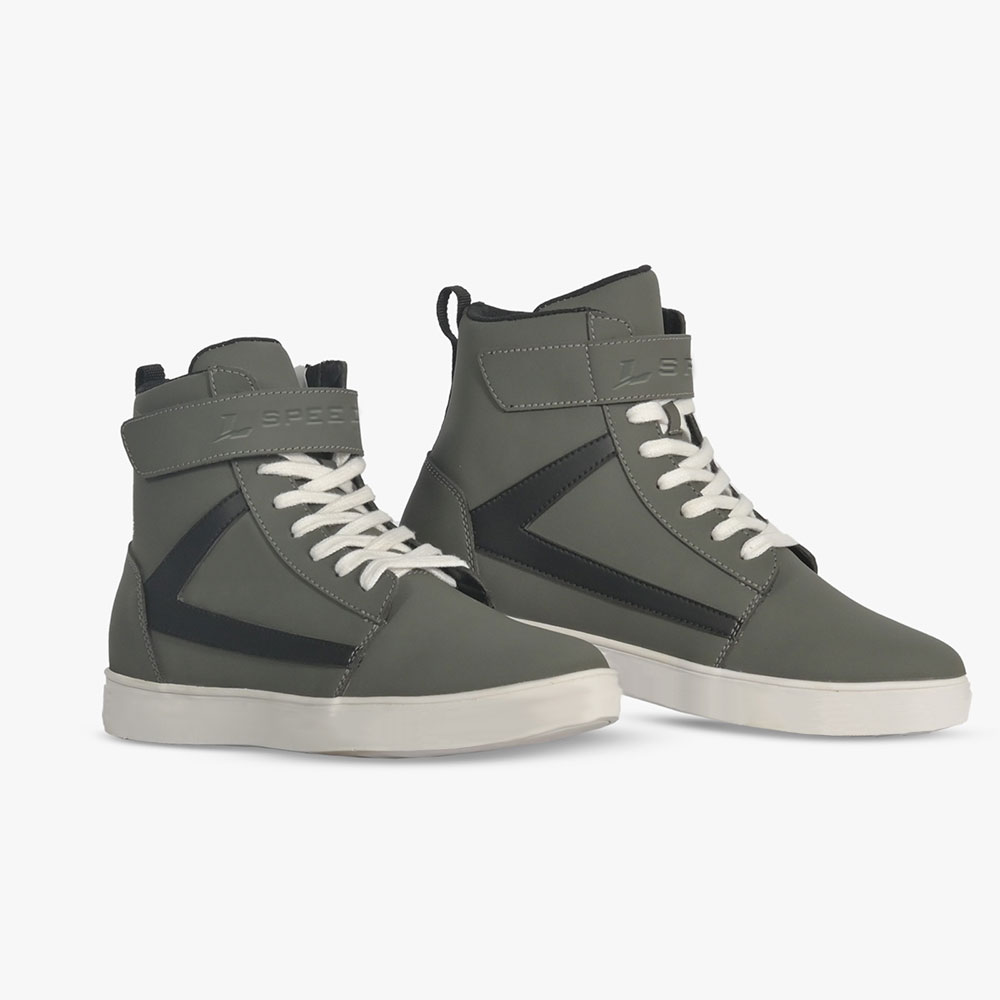 Sneaker Boot